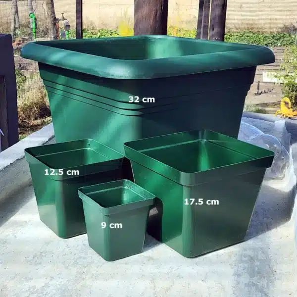 Square Plastic Pots